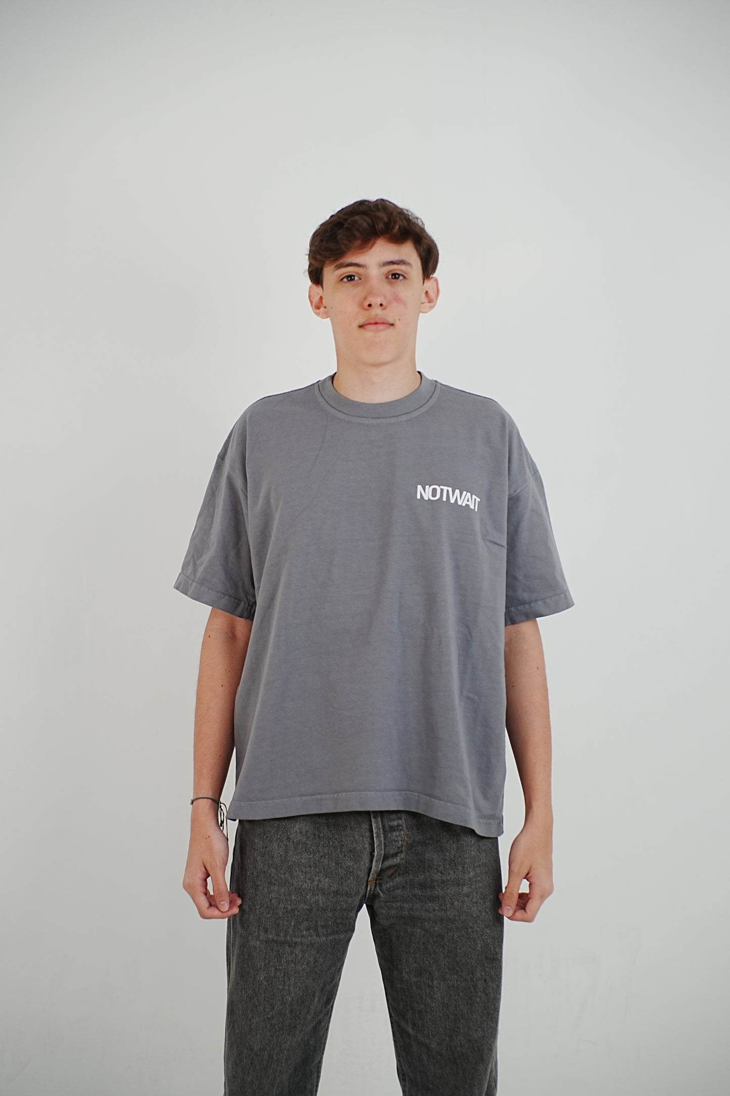 essential tee